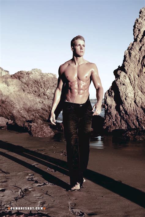 Damn He S Hot DAMN HES HOT Follow For Multiple Daily Pics Of