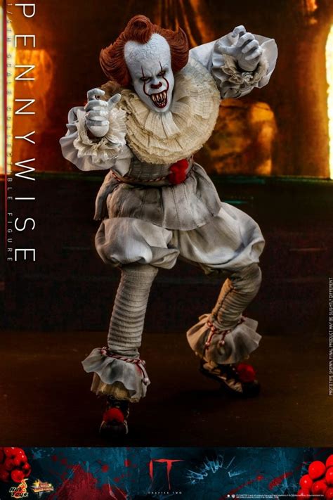 Hot Toys It Chapter Two Pennywise Collectible Figure Figures