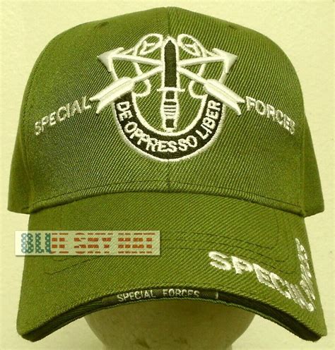 U S ARMY GREEN BERETS AIRBORNE 1st SPECIAL FORCES OPERATIONS COMMAND