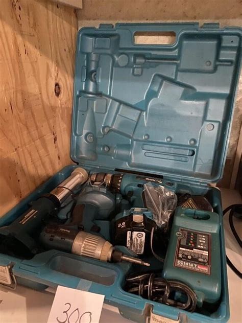 Makita Tool Set In Case Live And Online Auctions On