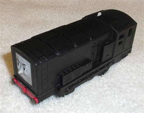 2009 DIESEL THE LOCOMOTIVE Thomas & Friends Trackmaster Motorized FREE ...