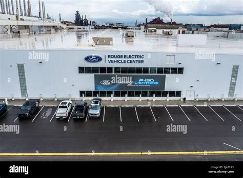 Ford Rouge Plant Hi Res Stock Photography And Images Alamy