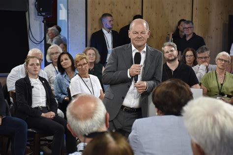 Kanzlergespr Ch Im Allg U Bundeskanzler Olaf Scholz Beim B Rgerdialog