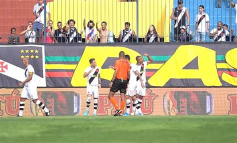 Onde assistir a transmissão ao vivo da partida entre Vasco x Bangu pelo