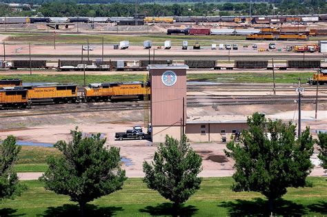 Union Pacific Railroad Yardmaster Tower Bailey Yard Neb Flickr