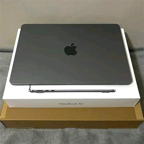 MacBook Air m2 chip - Computers & Accessories - 1075989460