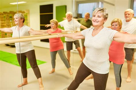 Comment rester en forme à l âge senior découvrez les meilleurs