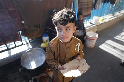 UNICEF uyardı Gazze deki çocukların yetersiz beslenme sebebiyle