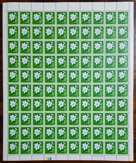 Japan Definitives Stamps In Complete Sheets 11 Face Value ¥22600