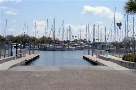 Gulfport Municipal Marina Slip Dock Mooring Reservations Dockwa