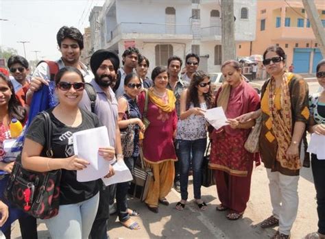 G N Khalsa College Courses Contact Details Facilities