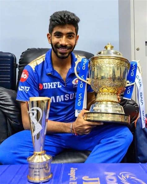 Jasprit Bumrah Poses With The IPL 2019 Winners Trophy Cricket