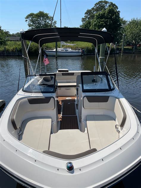 Used 2018 Bayliner VR6 Bowrider I O 11701 Amity Harbor Boat Trader