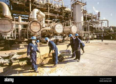 Ras Tanura The Largest Oil Refinery In The World Operated By Saudi