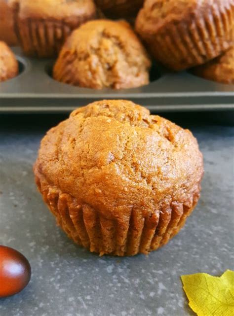 Healthy Banana Applesauce Muffins