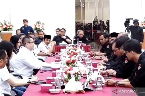 Kpu Ri Terima Berkas Pendaftaran Bakal Caleg Dpr Dari Partai Perindo