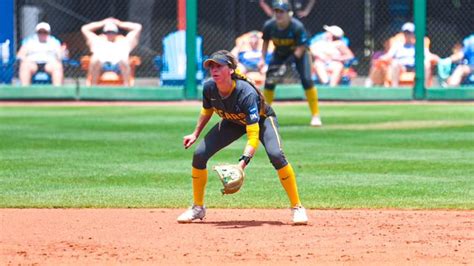 Florida Takes Game 1 Of Super Regional 4 2 Over Baylor