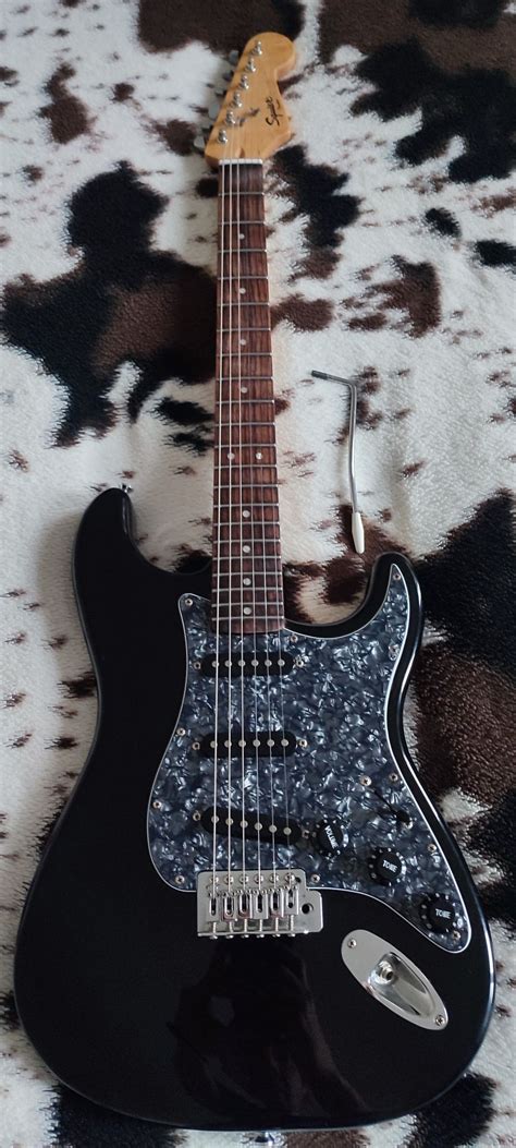 Fender Squier Bullet SSS: 5 500 грн. - Електрогітари Одеса на Olx