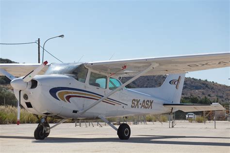 Cessna C172 Skyhawk Greek Air Taxi Network