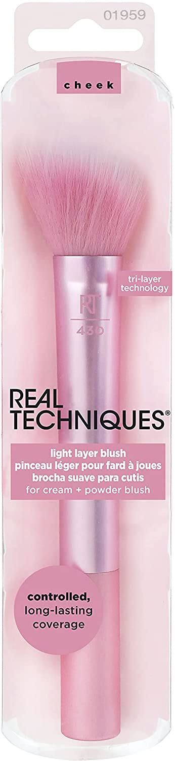 Real Techniques Light Layer Blush Makeup Brush For Cream Powder Blush