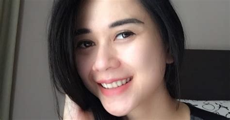 Cerita Sex Kisah Mesum Sandra Dengan Tukang Kebunnya Ulasan Indah Hiburan Hari Ini