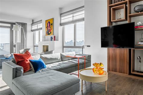 An Art Filled Penthouse Overlooking Central Park West Contemporain