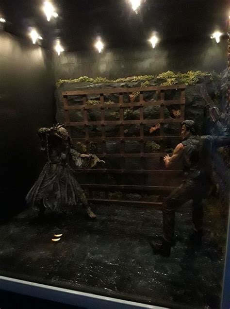 Evil Dead Army Of Darkness Pit Movie Maniacs Custom Diorama Playset