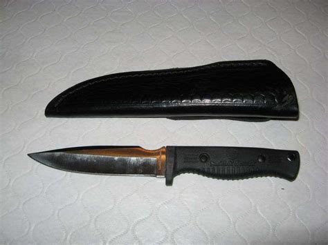 Smith And Wesson Knife And Leather Sandw Belt Sheath Lil Dusty Online Auctions All Estate Services