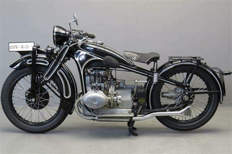 BMW R16