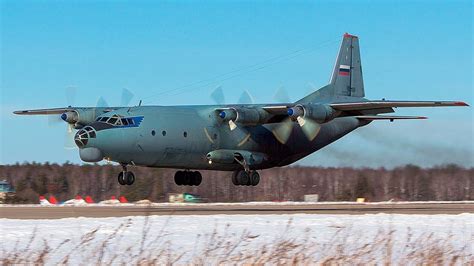 Ан-8. Догоняя американские транспортники