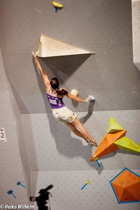 Going For The Grap Coppa Del Mondo Boulder Wk Heiko Wilhelm