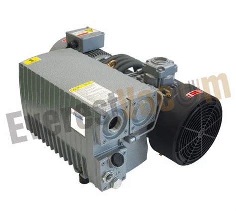 Single Stage Everest EMVO Rotary Vane Vacuum Pump Flow Rate 20 M3 1