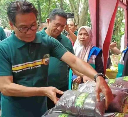 PJ Bupati Tulungagung Hadiri HPSN 2024 Di Hutan Kota Moyoketen SKM