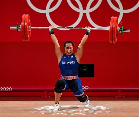 Tokyo 2020 Hidilyn Diaz Wins 477k And A House From Government After