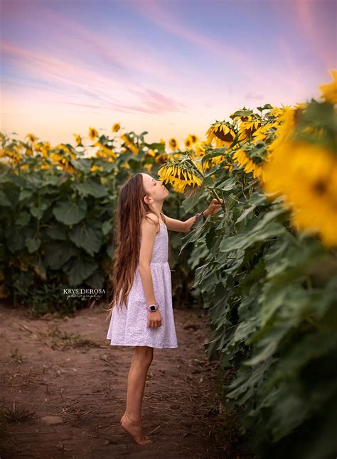 What Are The Best Colors To Wear To A Sunflower Field Krys Derosa