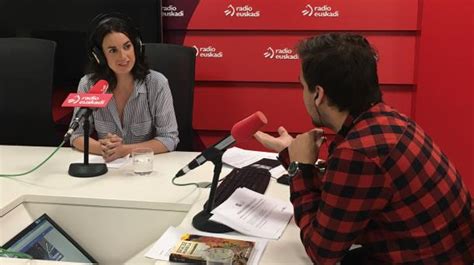 Mariano Ferrer Y Ane Irazabal Hablan Sobre El Periodismo