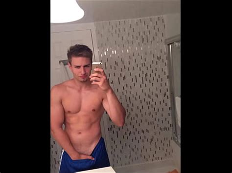 Lucas Garófalo desnudo Youtuber argentino XVIDEOS