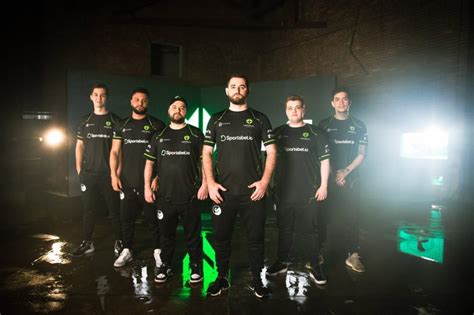 Cs Go Uniforme Da Imperial Bate Recorde De Vendas Na Fallen Store