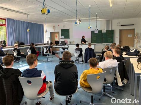 Vortrag Mobbing Und Gewalt In Der Realschule Im Stiftland In