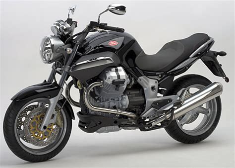 Moto Guzzi Griso netradiční naked bike AutoRevue cz