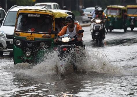 Uttar Pradesh Rains Heavy Downpour Lashes Lucknow Water Logging