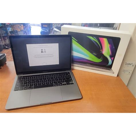 Apple MacBook Pro 13 polegadas M2 Chip 8GB RAM 256GB SSD Space Grey ...