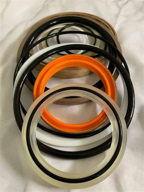 Rubber Hydraulic Oil Seal Kit For Industrial At 105 Kit In Panchla