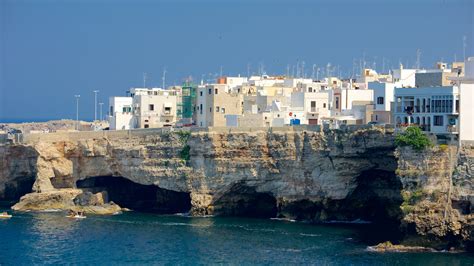 Where to Stay in Polignano a Mare: Best neighborhoods | Expedia