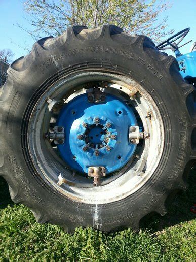 Rear Wheel Weights Ford 3000 Yesterdays Tractors Forums