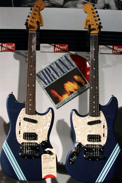 Left And Right Comp Blue Kurt Cobain Fender Mustangs Cantores