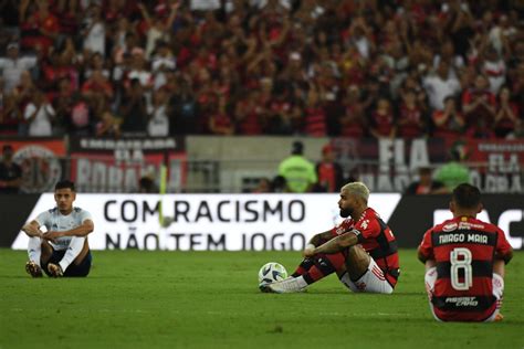 Estudo Aponta Que No Brasil Dos Jogadores De Futebol Negros J