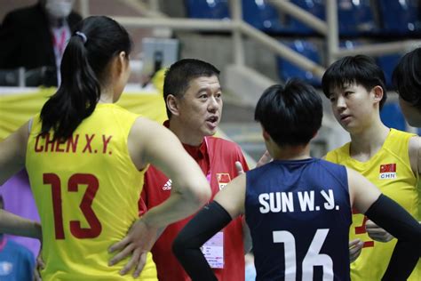 U18女排亚锦赛中国与日本会师决赛！全力以赴报小组赛一箭之仇！ 哔哩哔哩