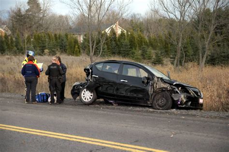 Three Vehicle Crash Sends One To Hospital Cornwall Newswatch