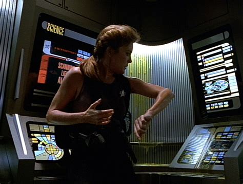 Macrocosm Star Trek Voyager Season Episode Screencaps